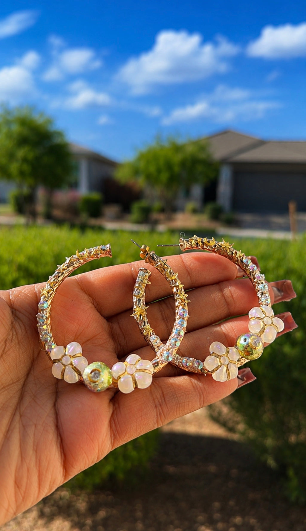 “Daisy Star” Hoops💫